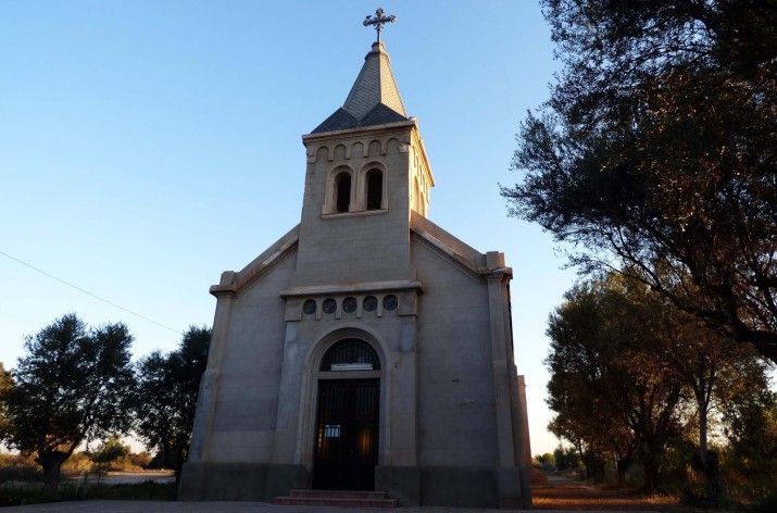 Figura 2. Capilla de N.S. de los Olivos, Rivadavia, escenario de la boda enograstrónomica de 1939. Foto: Fabián Jauven. 1° Premio concurso "Patrimonio en Imágenes" (2016).